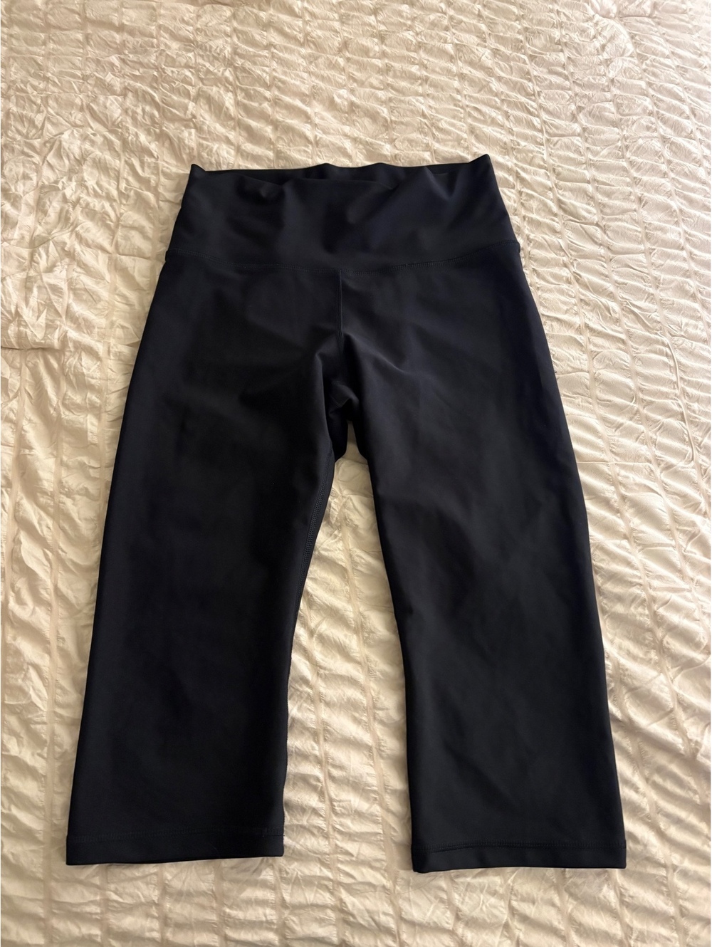 Old Navy Active Black Capri Leggings Size M